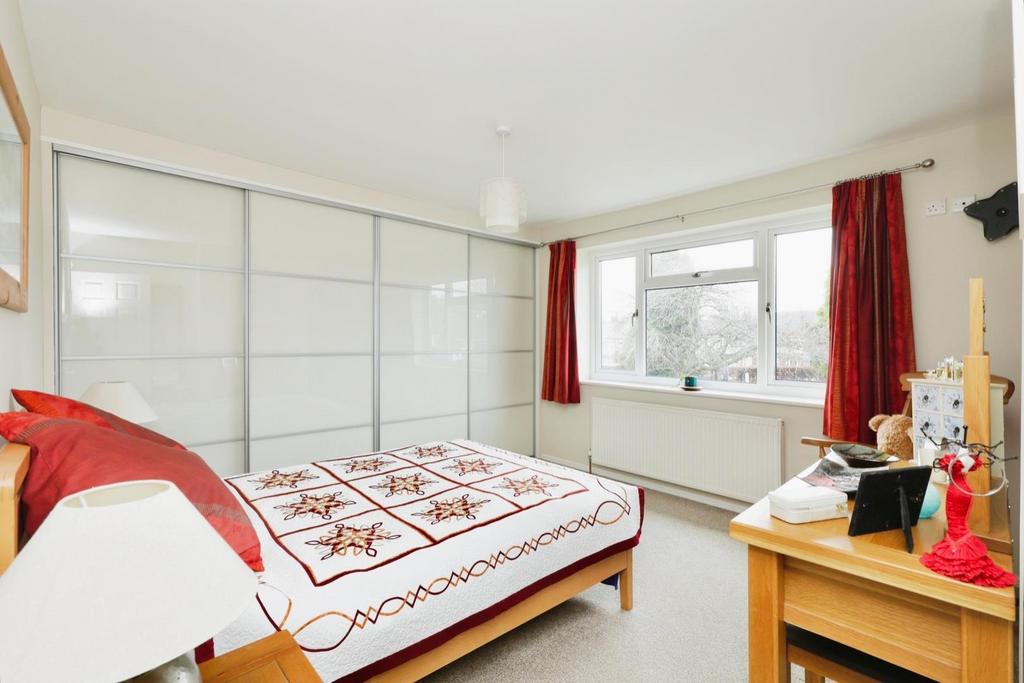 Bedroom no.1