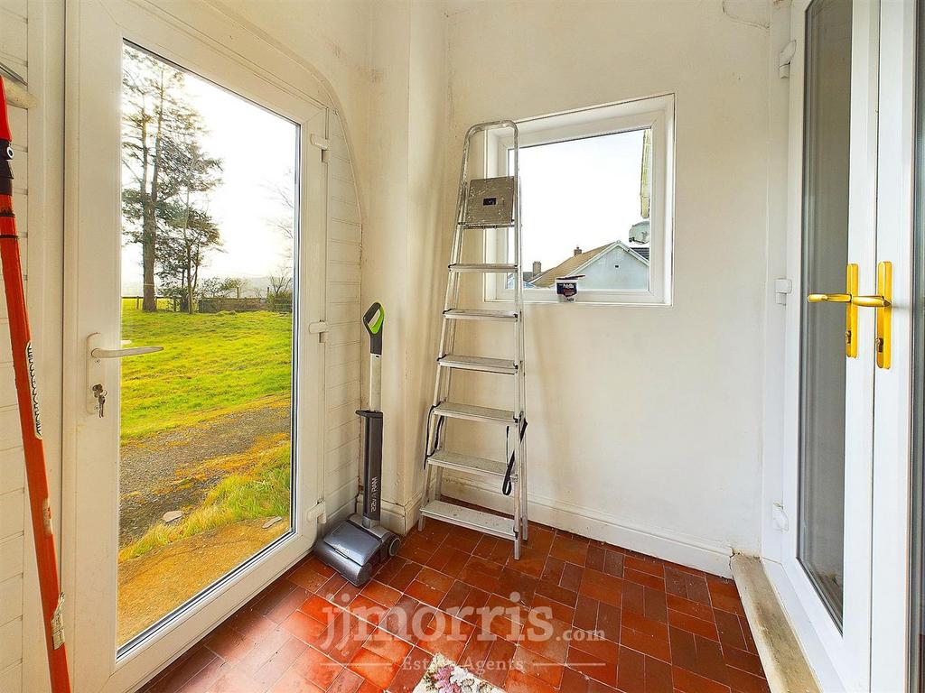 Entrance Porch