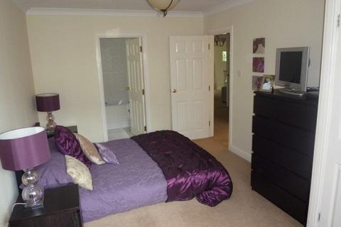 2 bedroom apartment to rent, Blossomfield Gardens, Blossomfield Road, Solihull, West Midlands