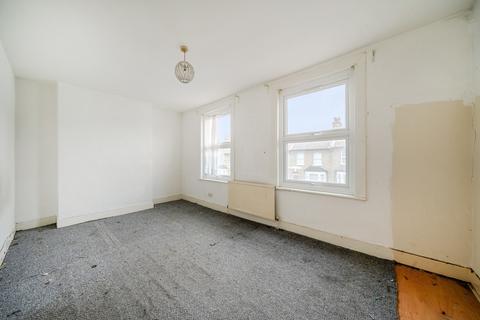 147 Killearn Road, London, SE6 1BS