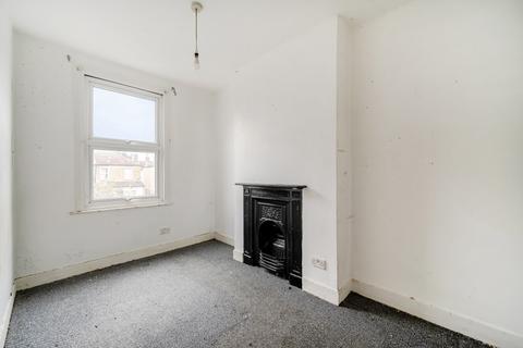147 Killearn Road, London, SE6 1BS