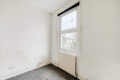 147 Killearn Road, London, SE6 1BS