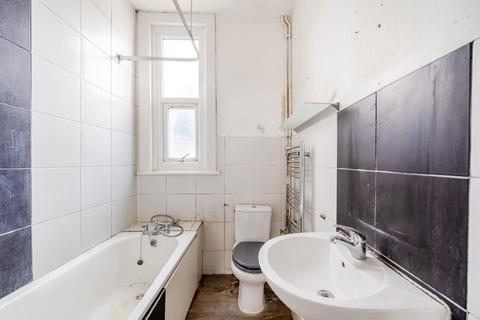147 Killearn Road, London, SE6 1BS