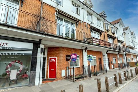 1 bedroom maisonette for sale, Lynchford Road, Farnborough, Hampshire, GU14