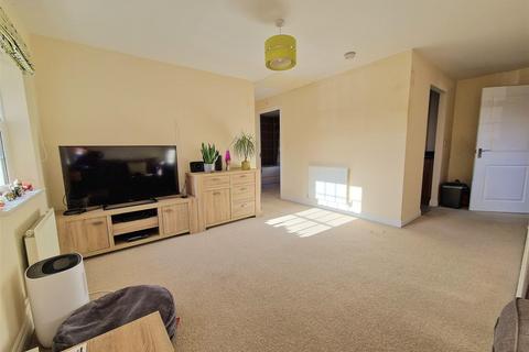 52 Cantley Road, Great Denham, Bedford, MK40 4RX