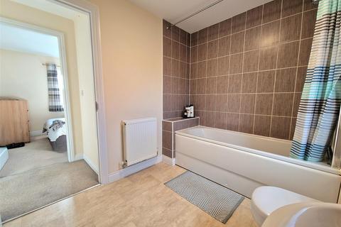 52 Cantley Road, Great Denham, Bedford, MK40 4RX