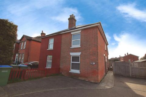 2 bedroom semi-detached house for sale, Bridge Road, Park Gate, Southampton