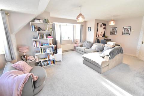 2 bedroom apartment for sale, Fazeley Close, Solihull