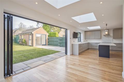 4 bedroom detached house for sale, Woodside Road, Amersham, Buckinghamshire, HP6