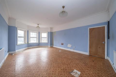 2 bedroom apartment for sale, Alexandra Mansions, Alexandra Road, Hemel Hempstead, Hertfordshire, HP2 5BS