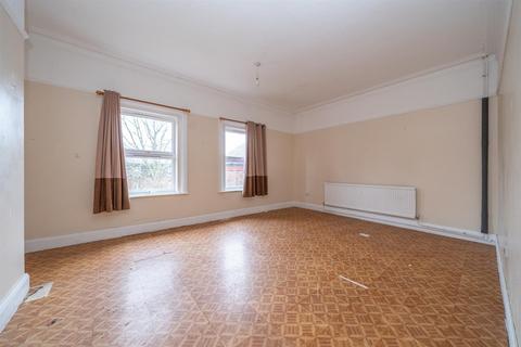 2 bedroom apartment for sale, Alexandra Mansions, Alexandra Road, Hemel Hempstead, Hertfordshire, HP2 5BS