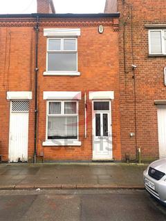 3 bedroom terraced house to rent, Bardolph Street, Leicester LE4