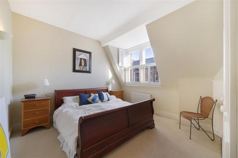 2 bedroom flat to rent, Prince of Wales Drive, SW11