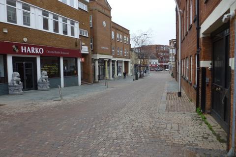 Retail property (high street) to rent, Bedford MK40