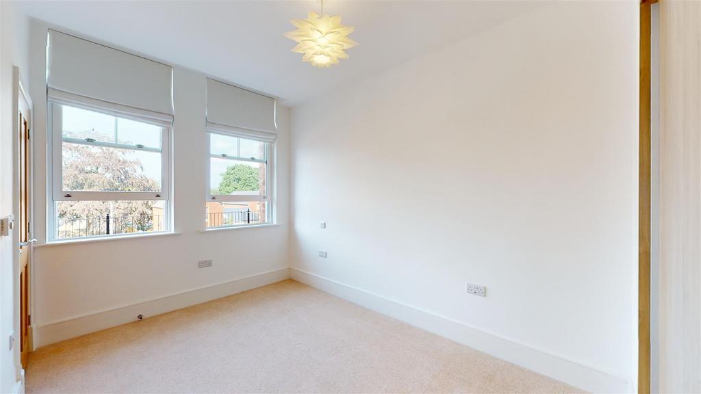 Radbrook Hall 21 Bedroom One.jpg