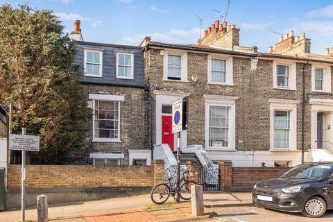 3 bedroom end of terrace house for sale, St. Pauls Crescent, London