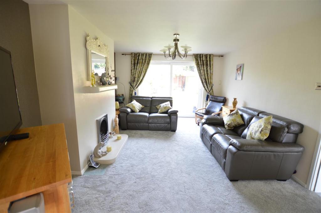 16 Crail Grove Lounge.jpeg