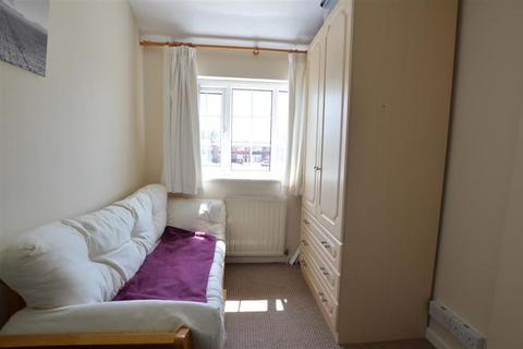 16 Crail Grove, Birmingham, B43 7QG