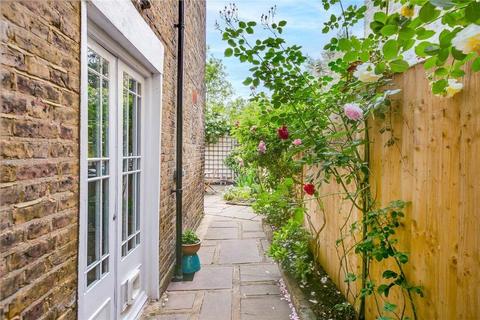 5 bedroom terraced house for sale, St Dunstans Road, London