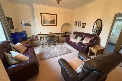 3 bedroom house for sale, Street Houses, Carleton