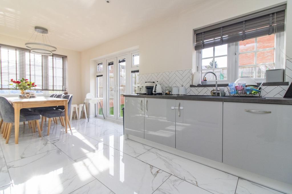 Kitchen/dining room