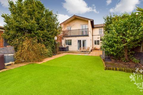 4 bedroom terraced house for sale, Laburnum Road, Redcar, TS10 3LR