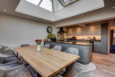 undefined, Church Hill, Loughton, Essex