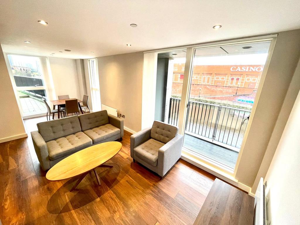 Apartment in Manchester, Hulme - View 3