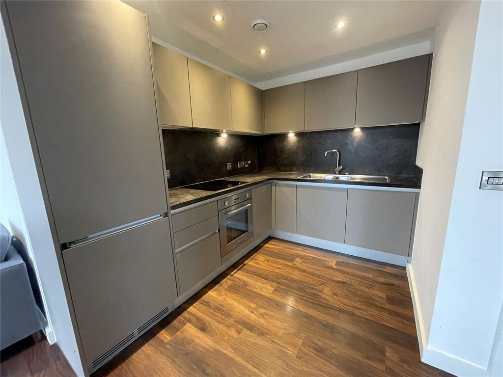 Apartment in Manchester, Hulme - More