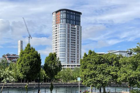 2 bedroom apartment to rent, Northill Apartments, Salford Quays, Salford, M50