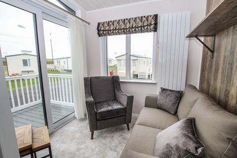 2 bedroom bungalow for sale, Seasalter Holiday Estate,  Faversham Road, Whitstable