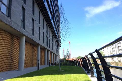 2 bedroom apartment to rent, Riverside, Lowry Wharf, Derwent Street, Salford, M5