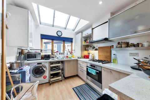 4 bedroom end of terrace house for sale, Hurdles Way, Cambridge CB22