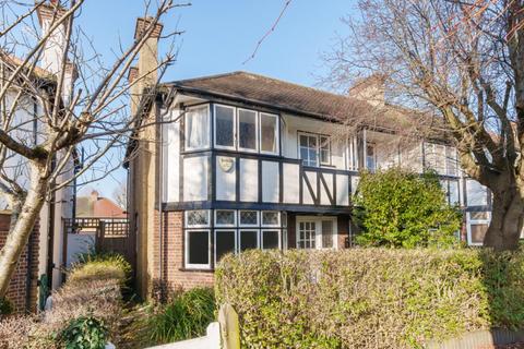 3 bedroom end of terrace house for sale, Princes Gardens, West Acton, W3