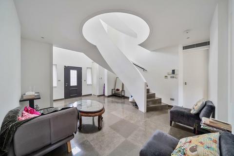 8 bedroom detached house to rent, Finchley N3
