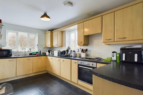 4 bedroom townhouse for sale, Fallows Road, Reading, RG7