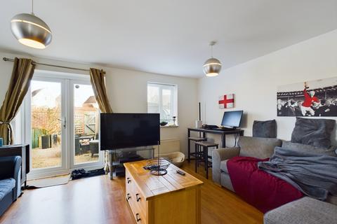 32 Fallows Road, Padworth, Reading, RG7 4GX
