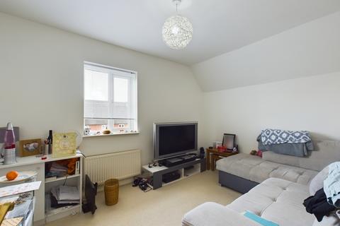 32 Fallows Road, Padworth, Reading, RG7 4GX