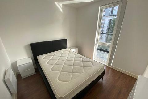 2 bedroom apartment to rent, Riverside, Lowry Wharf, Derwent Street, Salford, M5
