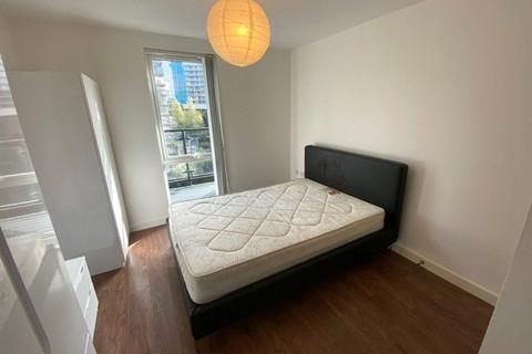 2 bedroom apartment to rent, Riverside, Lowry Wharf, Derwent Street, Salford, M5