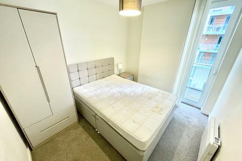 2 bedroom apartment to rent, Block 5, Spectrum, Blackfriars Road, Salford, M3
