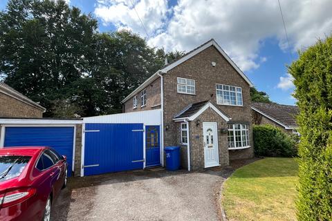 4 bedroom detached house for sale, Lincoln Drive, Caistor, LN7