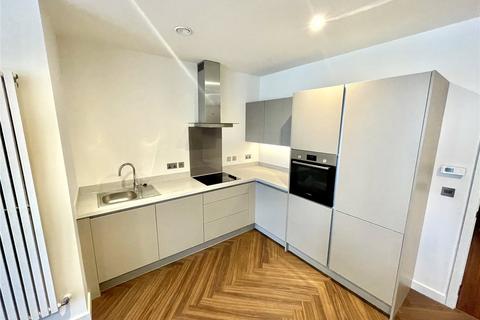 2 bedroom apartment to rent, Lightbox, Blue, Media City UK, Salford, M50
