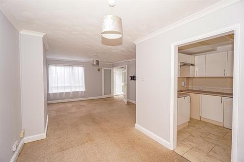 3 bedroom terraced house for sale, Freshwater Avenue, Hastings