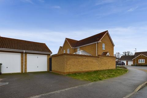 3 bedroom semi-detached house for sale, Grimshoe Road, Downham Market PE38