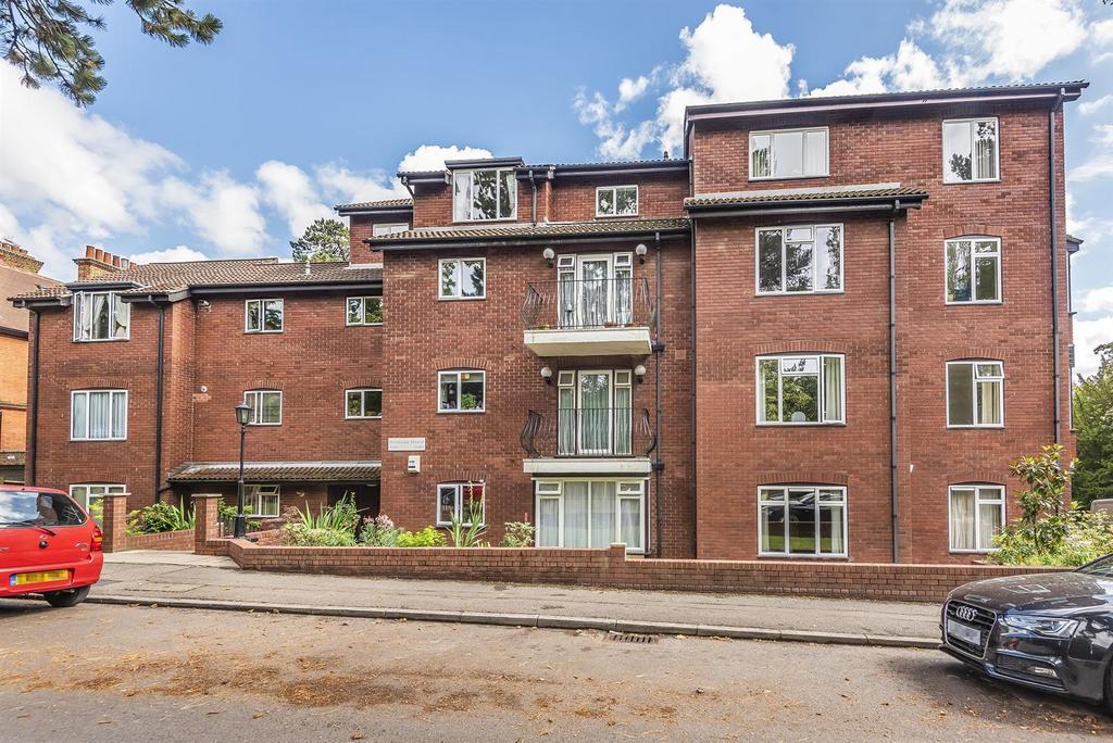 9 Bermuda House - Front of Block.jpg