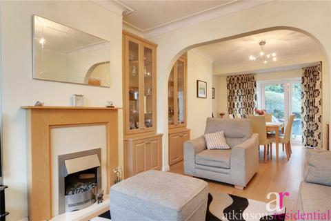 15 Buckingham Close, Enfield, EN1 3JQ