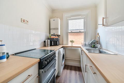 1 bedroom flat for sale, Mytchett Road, Mytchett