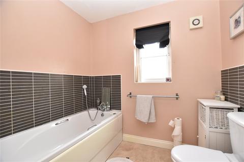 82 Bluebell Road, East Ardsley, Wakefield, WF3 2LS
