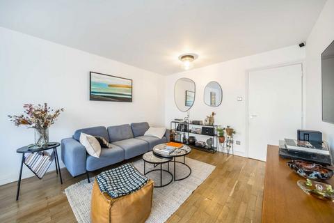 6 Printers Mews, London, E3 5NZ